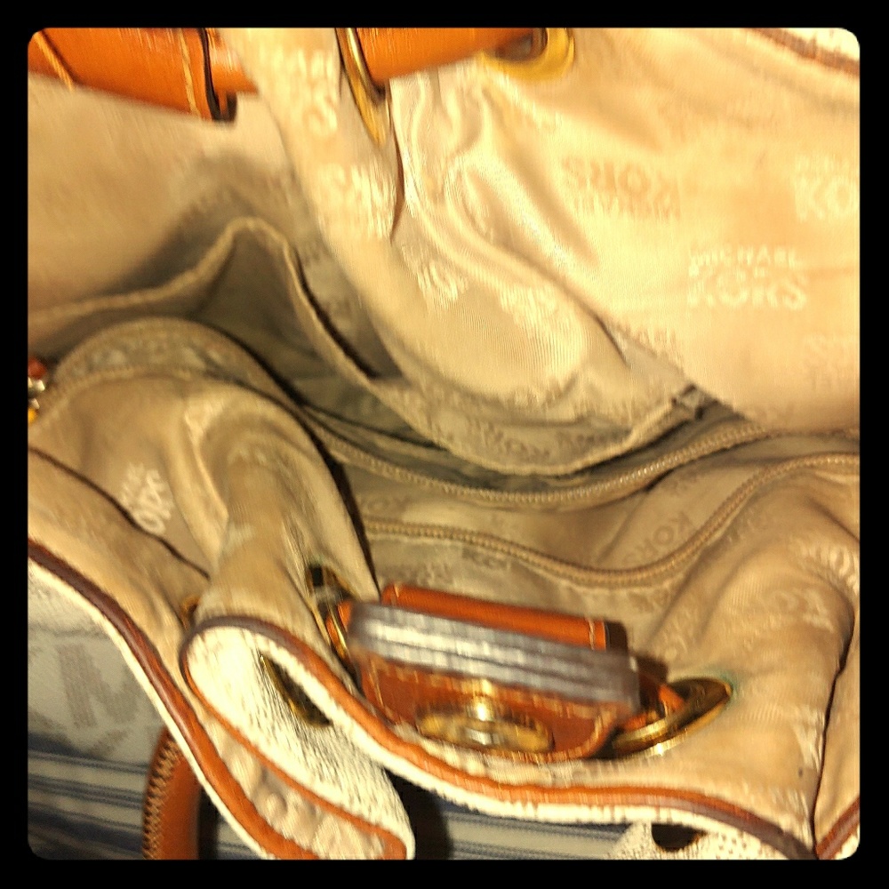 Michael Kors pocketbook